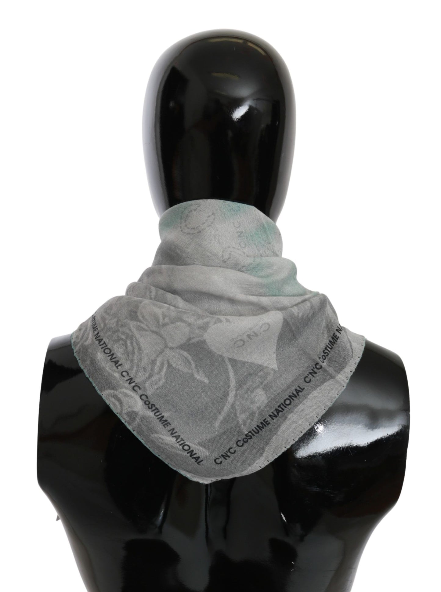 Foulard en soie gris élégant pour femme