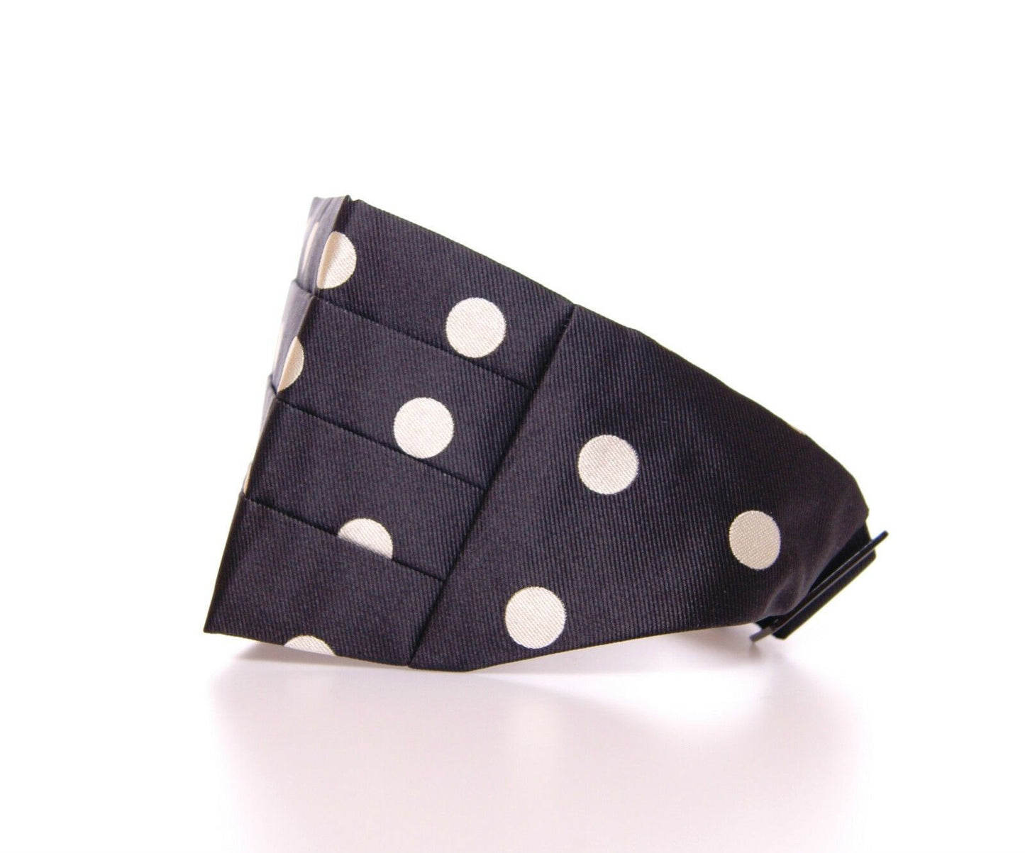 Dolce & Gabbana Élégante ceinture en soie noire à pois