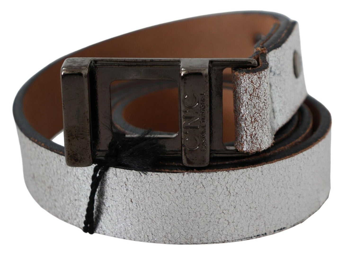 Ceinture élégante en cuir argenté pour costume national