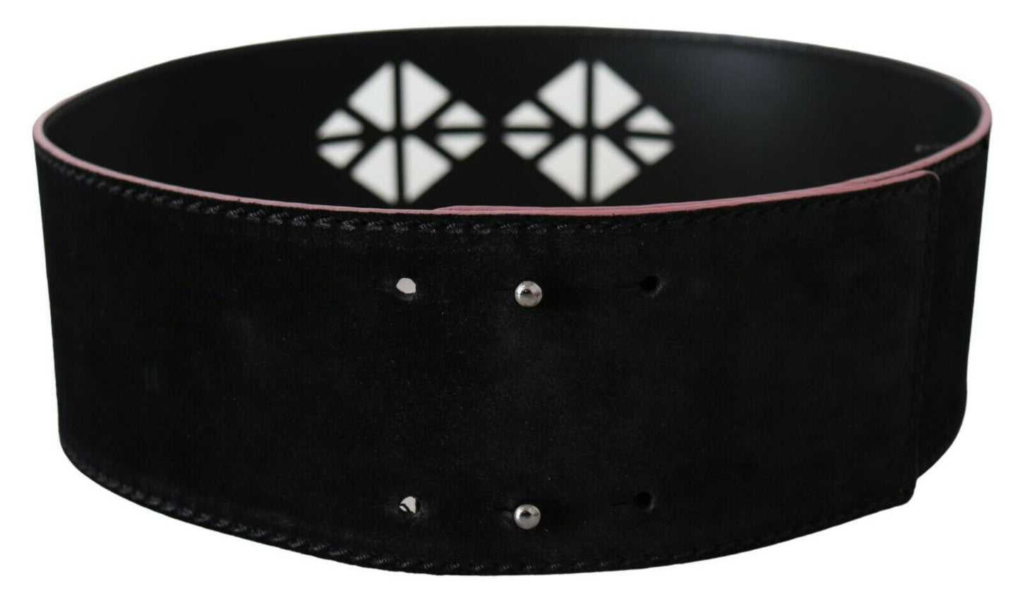 Ceinture large et élégante en cuir avec détails métalliques, style national