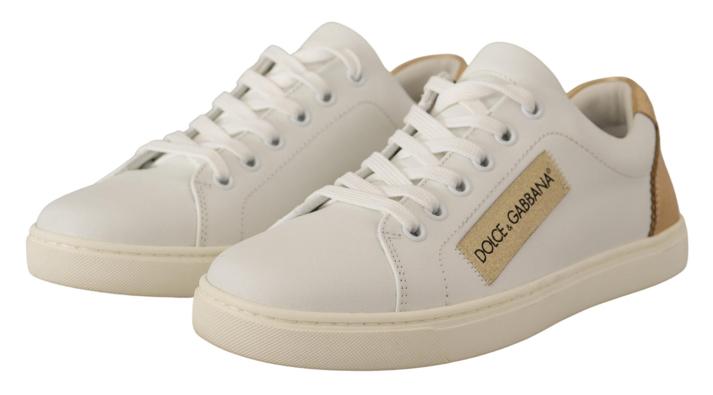 Baskets élégantes en cuir blanc avec détails dorés Dolce & Gabbana