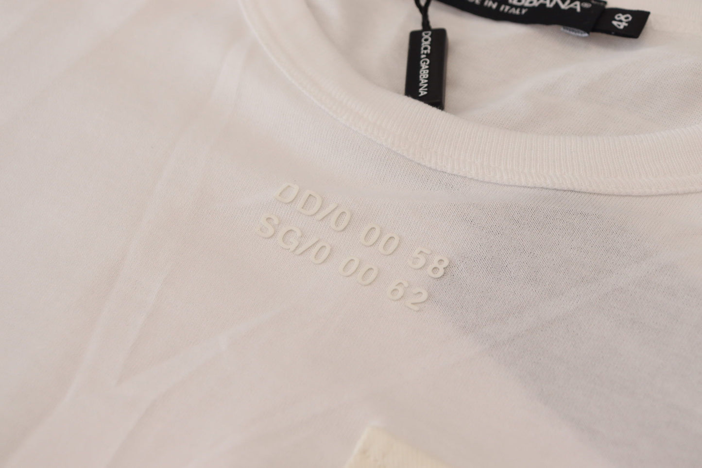 T-shirt élégant en coton blanc Dolce & Gabbana avec poche poitrine DG