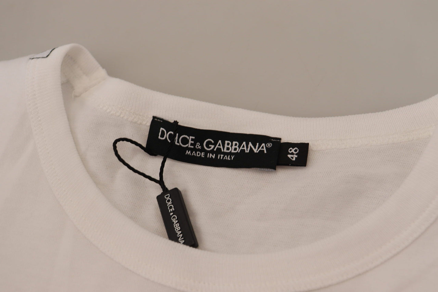 T-shirt élégant en coton blanc Dolce & Gabbana avec poche poitrine DG