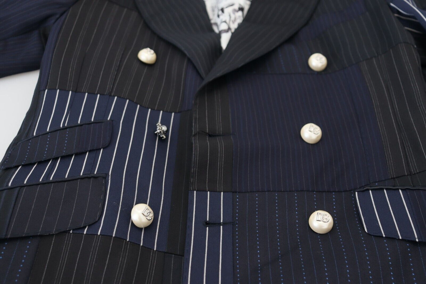 Blazer croisé en laine bleu marine élégant Dolce & Gabbana