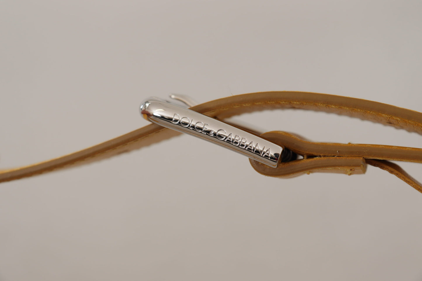 Ceinture élégante en cuir Dolce & Gabbana jaune soleil