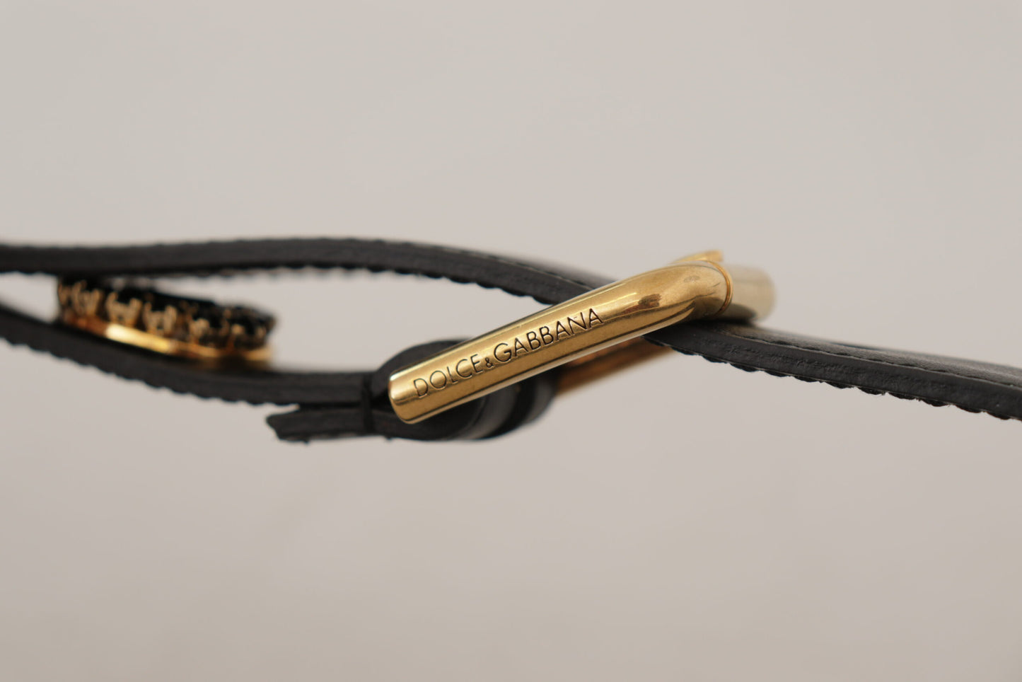 Ceinture élégante en cuir noir avec logo Dolce & Gabbana