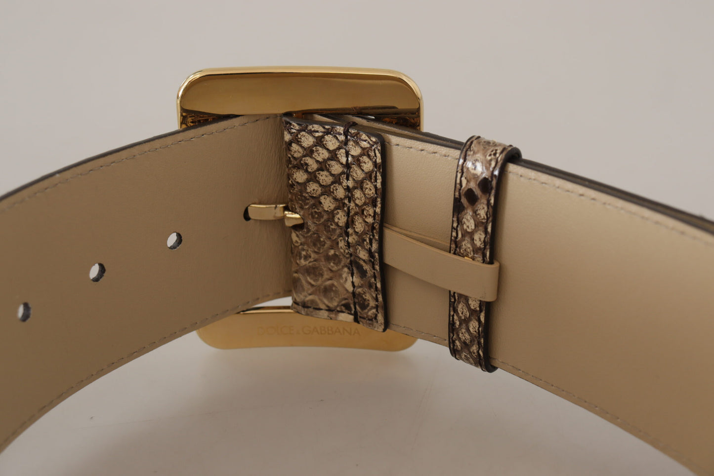 Ceinture élégante en cuir Dolce & Gabbana avec boucle gravée