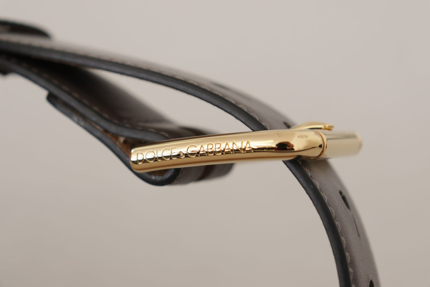 Ceinture en cuir à boucle gravée élégante Dolce & Gabbana
