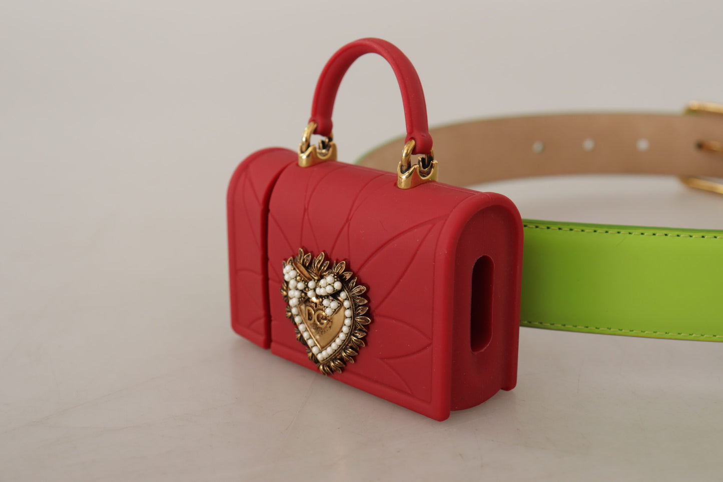 Ceinture élégante en cuir Dolce & Gabbana avec accessoire mini sac