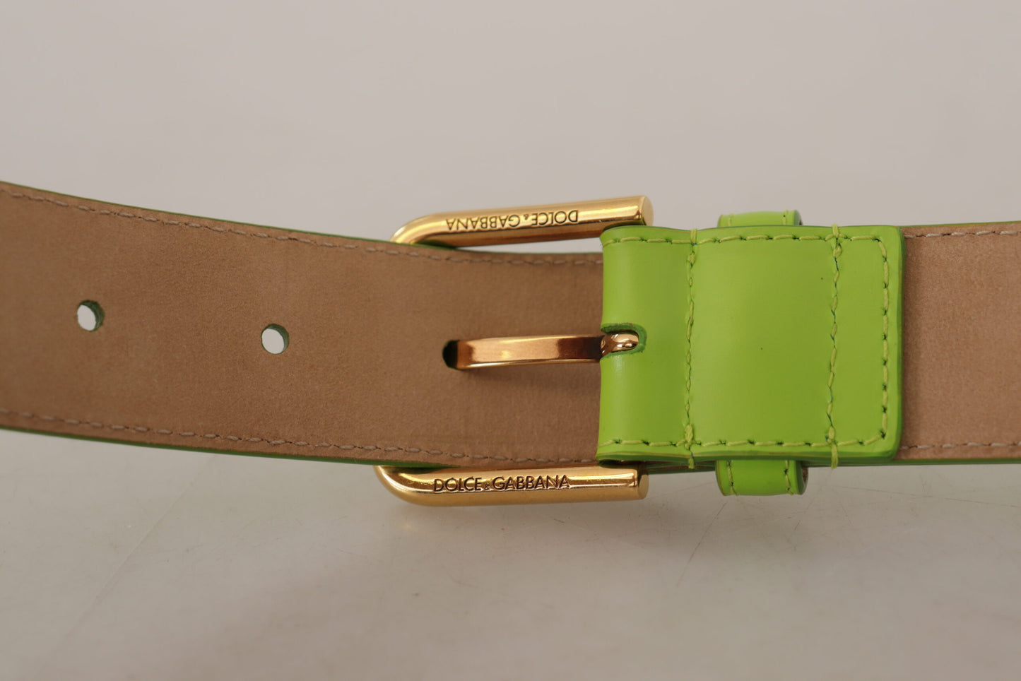 Ceinture élégante en cuir Dolce & Gabbana avec accessoire mini sac