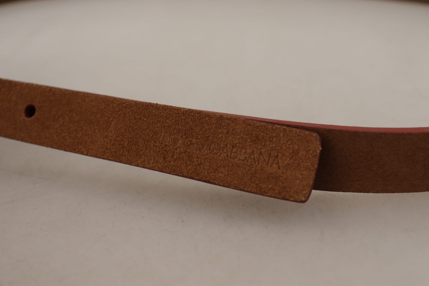 Ceinture en daim chic Dolce & Gabbana avec boucle gravée du logo