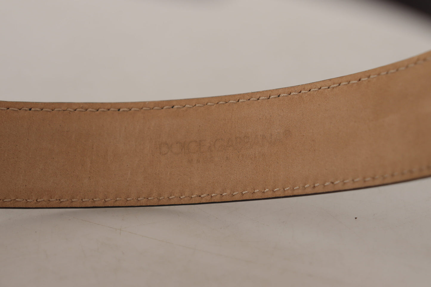 Ceinture élégante en cuir Dolce & Gabbana avec boucle à logo