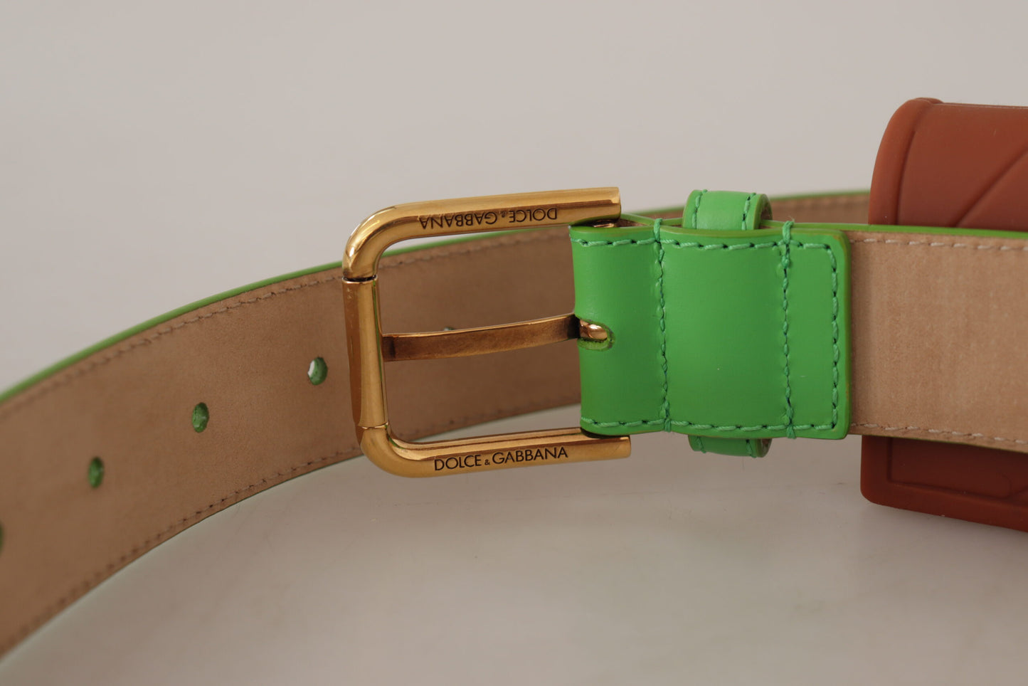 Ceinture en cuir émeraude chic Dolce & Gabbana avec boucle gravée