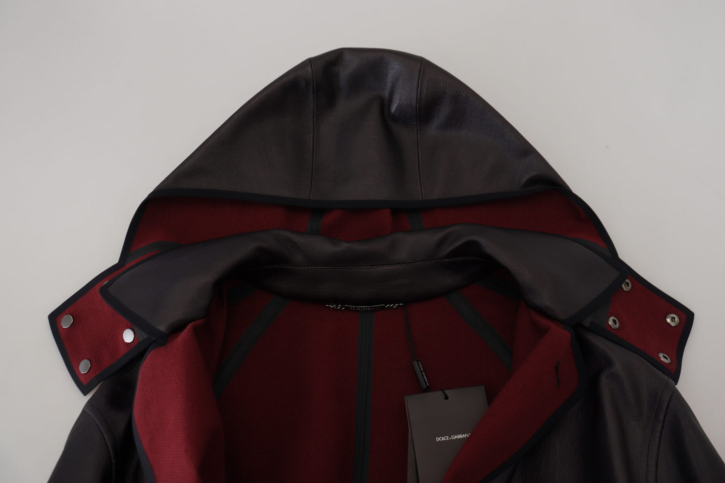 Parka à capuche élégante Dolce & Gabbana en noir et bordeaux