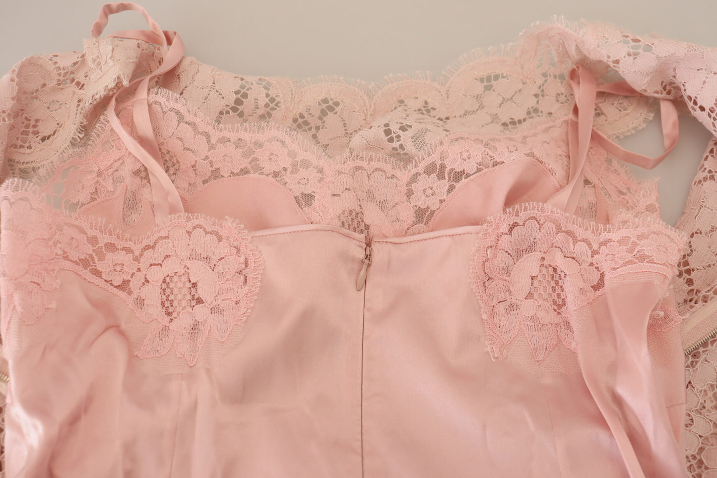 Dolce & Gabbana - Chemisier élégant sans manches en dentelle transparente rose