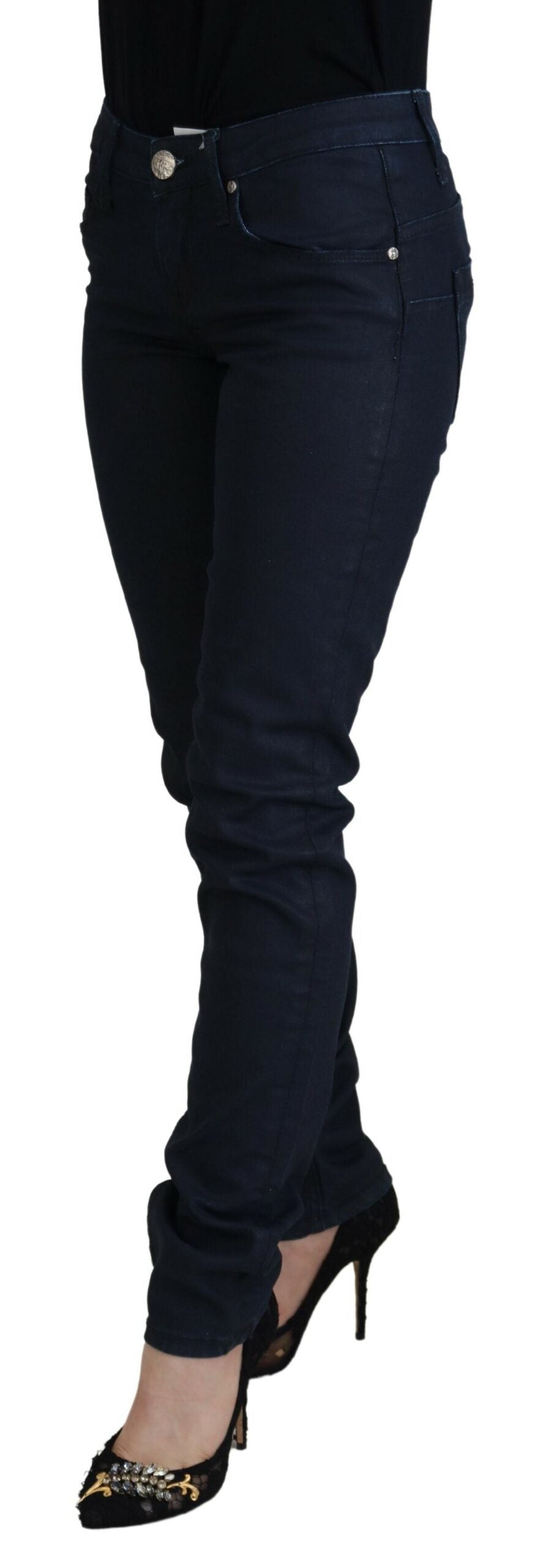 Huit extravagances chics en denim skinny taille basse