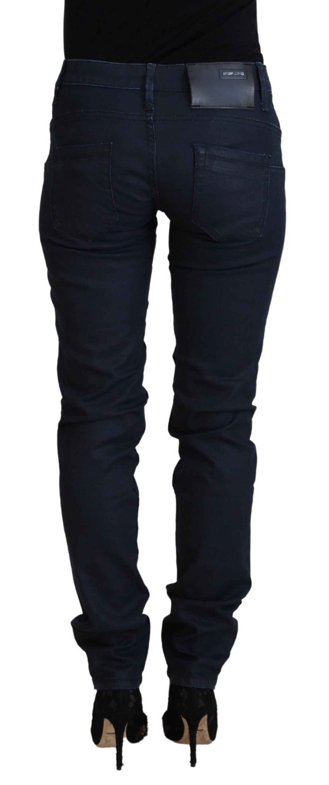 Huit extravagances chics en denim skinny taille basse