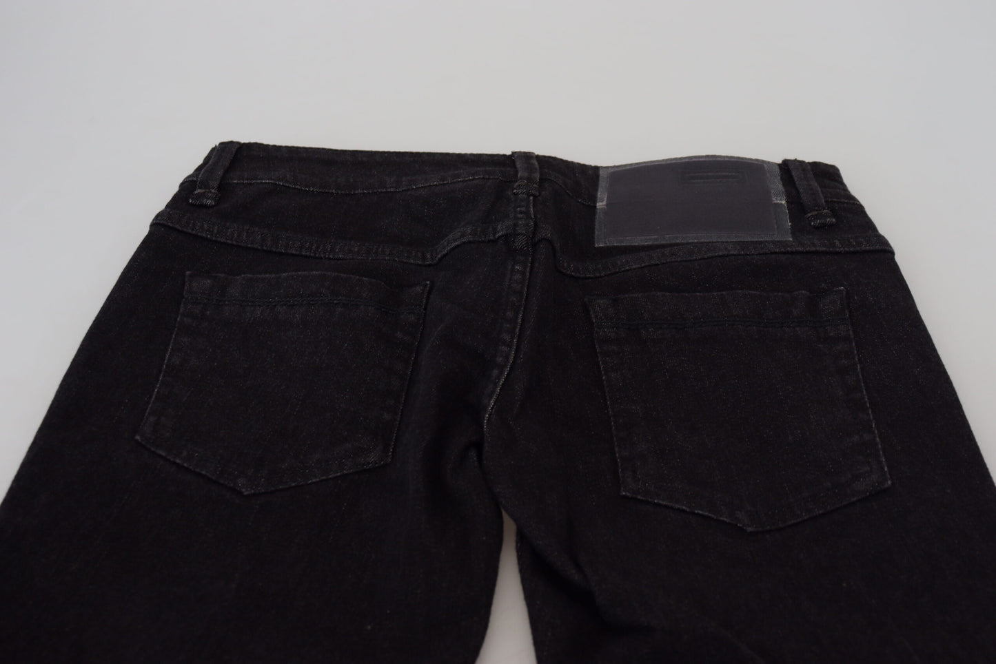 Huit jeans slim en coton noir élégant