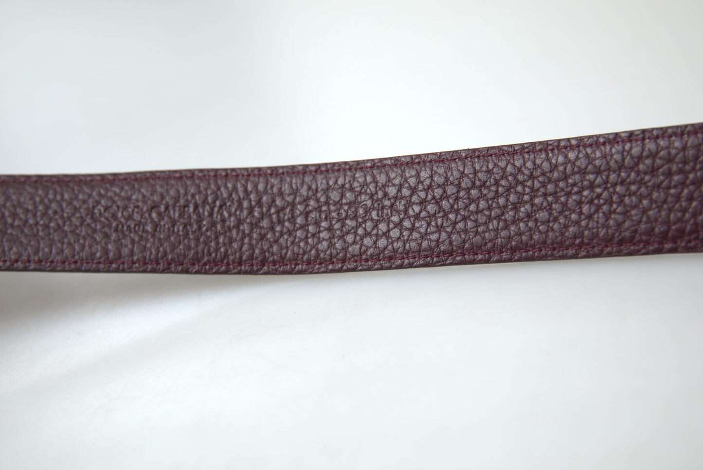 Ceinture élégante en cuir marron Dolce & Gabbana avec boucle en métal