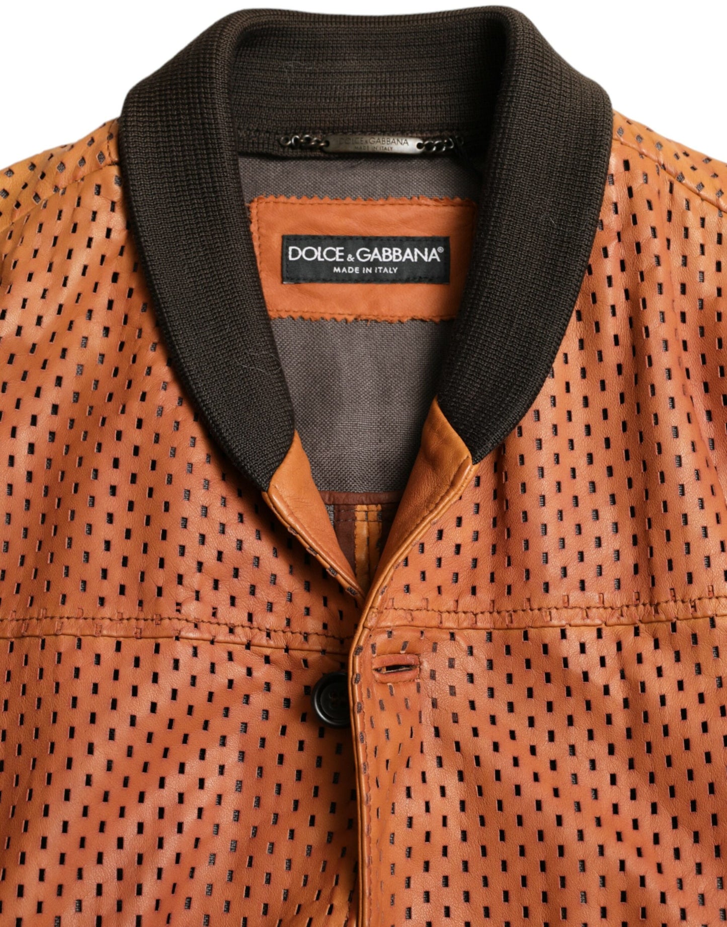Dolce & Gabbana Élégant blouson aviateur en cuir perforé