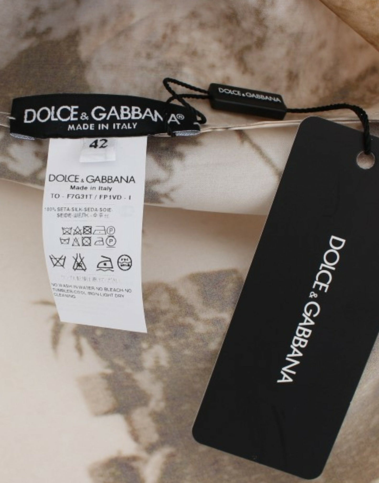 Chemisier en soie imprimé Taormina Enchanted Sicily de Dolce & Gabbana