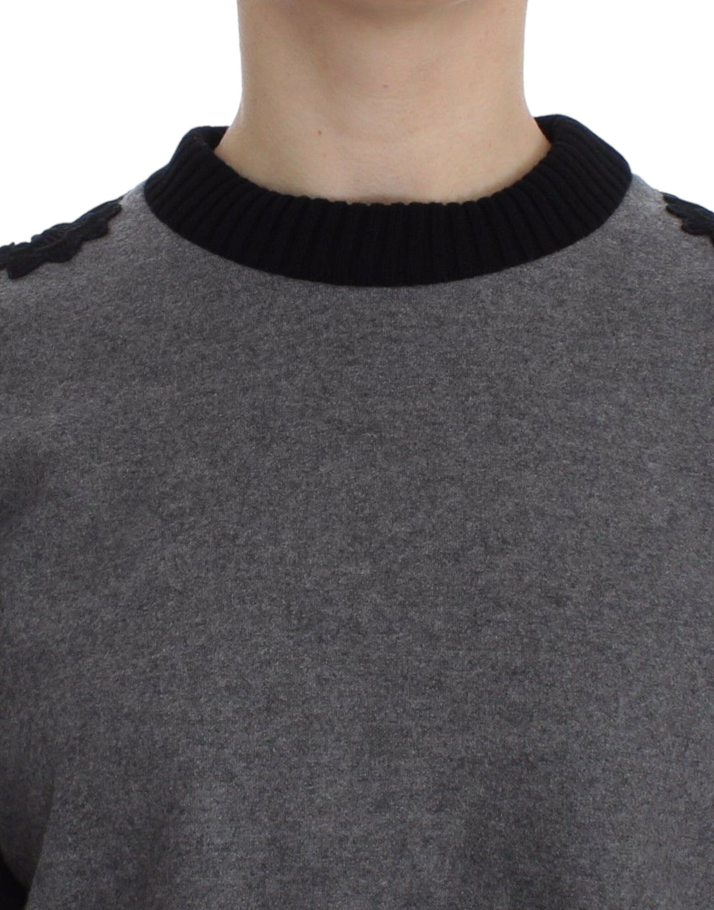 Pull élégant en dentelle et cachemire mélangé gris Dolce & Gabbana