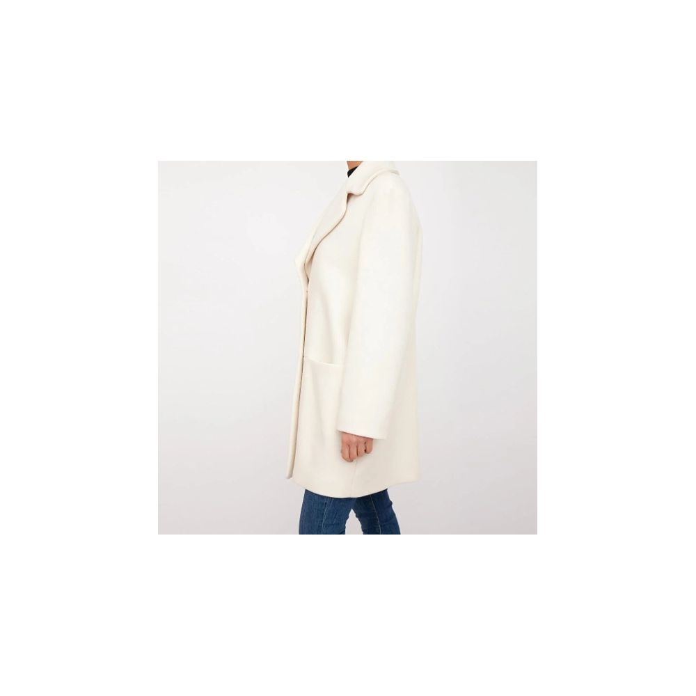Manteau long élégant et blanc Love Moschino Chic Winter Elegance