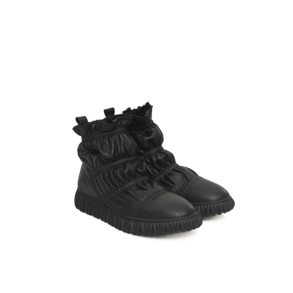 Bottes Cerruti 1881 en cuir noir pour femme