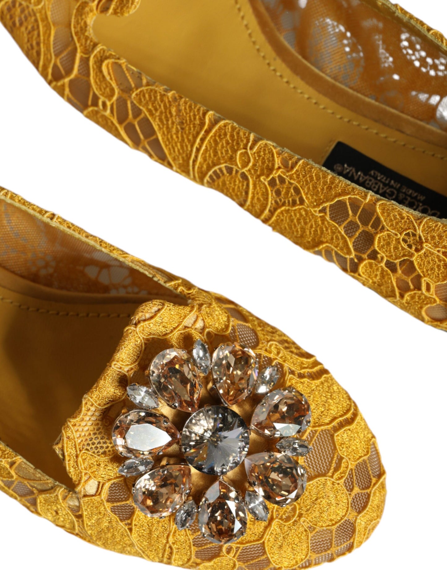 Ballerines mocassins Dolce & Gabbana en dentelle et cristaux moutarde