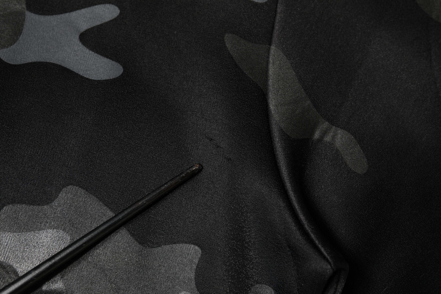 Dolce & Gabbana Black Camouflage Round Neck Sweatshirt Sweater by Dolce & Gabbana
