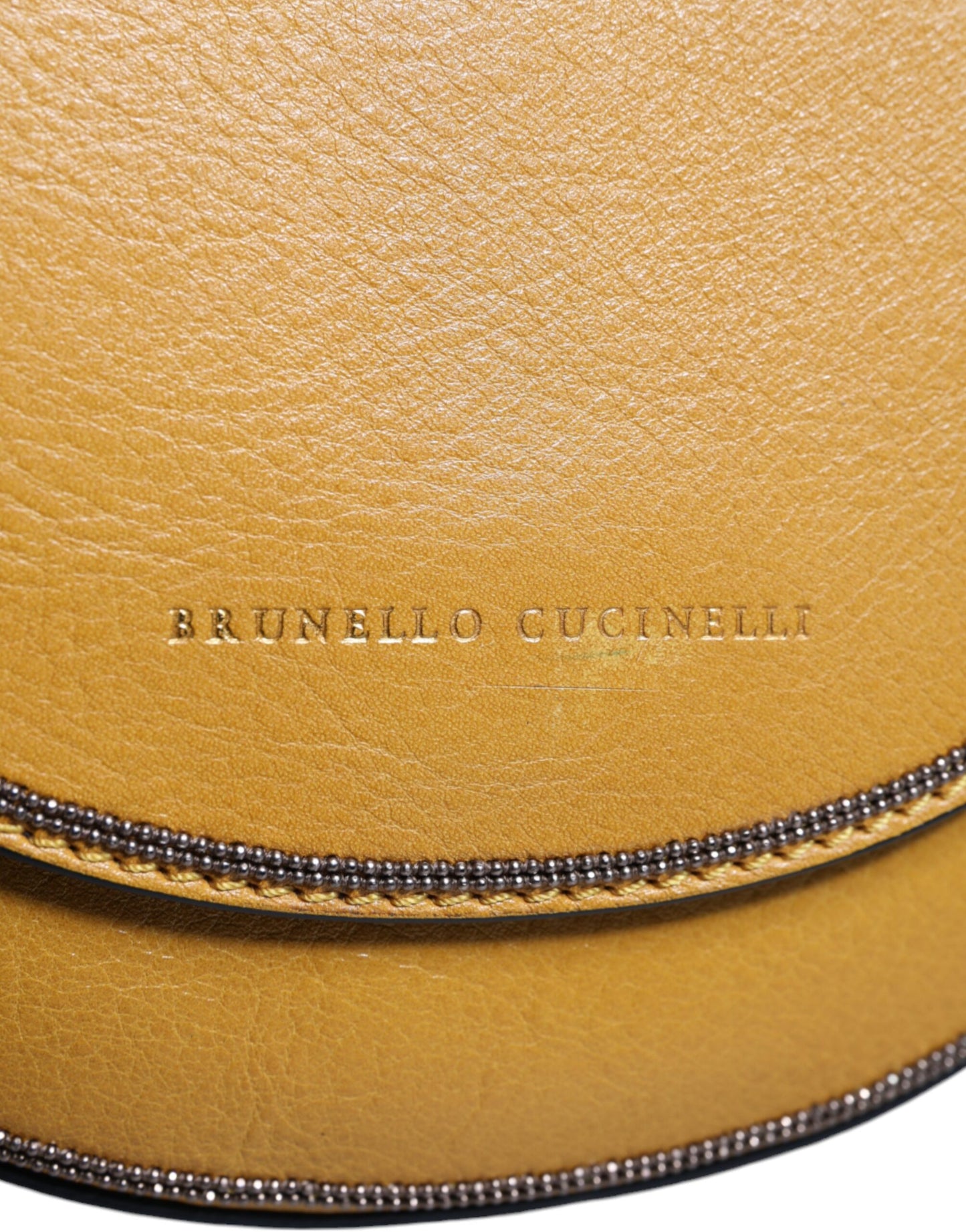 Sac bandoulière en cuir marron clair avec logo Brunello Cucinelli