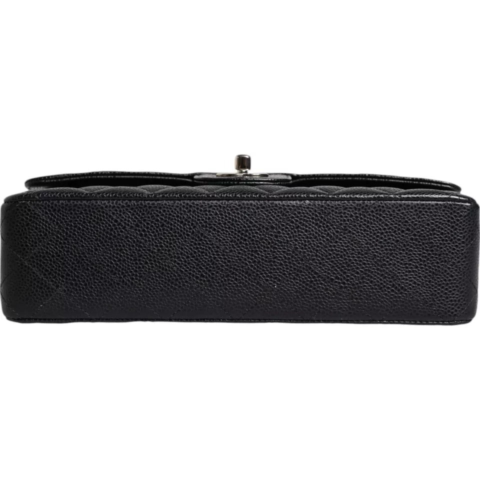 Sac à bandoulière matelassé à double rabat classique noir caviar de taille moyenne de Chanel