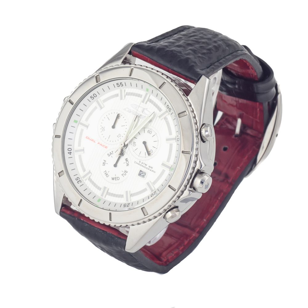 Montre Chronotech en cuir noir