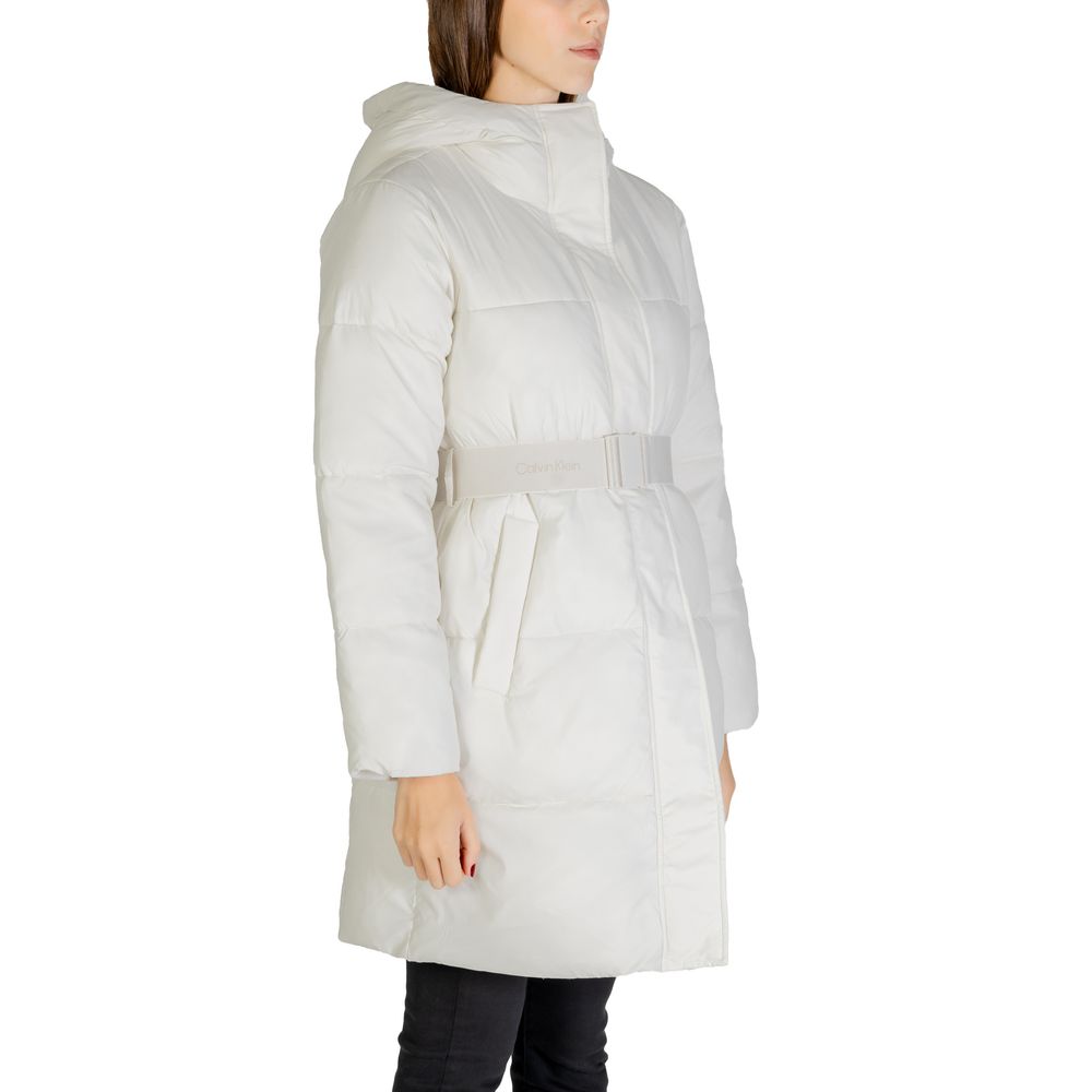 Vestes et manteaux en nylon crème Calvin Klein Jeans
