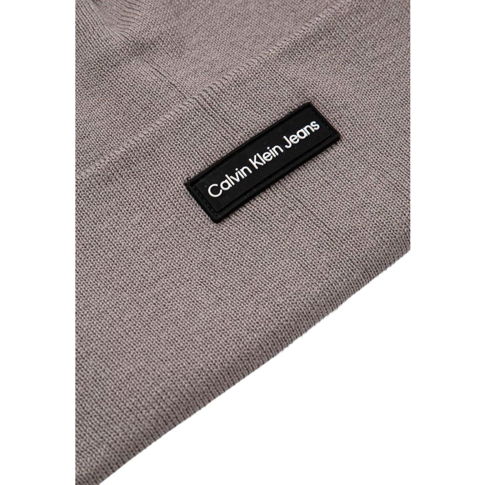 Casquette de baseball Calvin Klein Jeans grise en polyester recyclé
