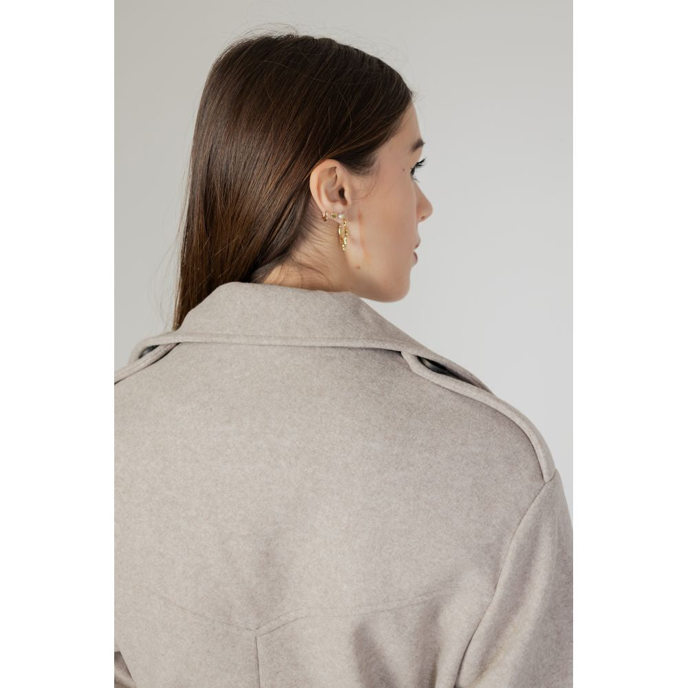 Manteau en polyester beige uniquement