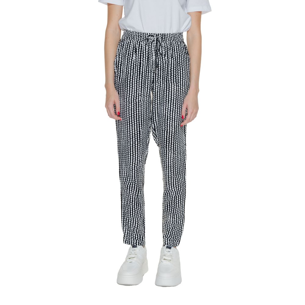 Only Black Viscose Pant by Only