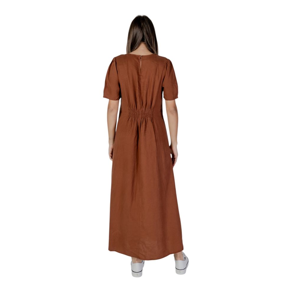 B.Young Brown Linen Long by B.Young