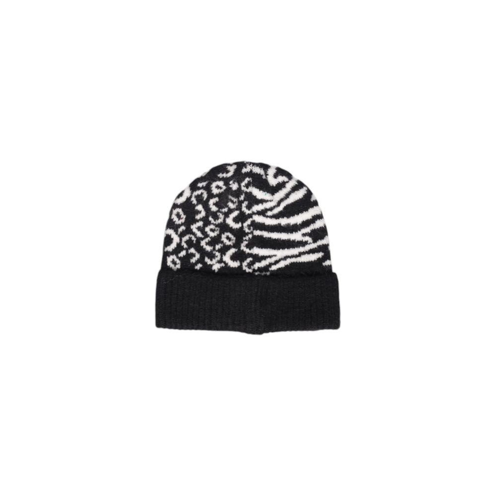 Seul chapeau marabout noir
