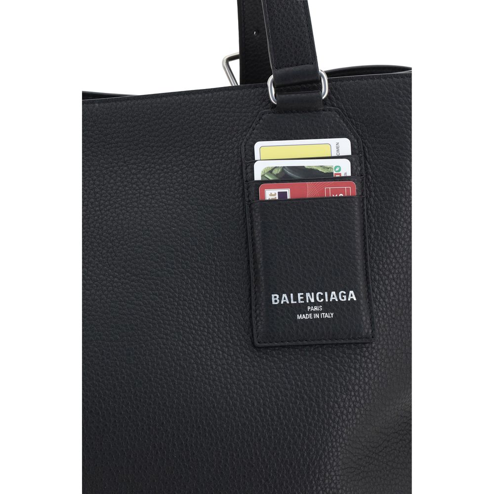 Sac à bandoulière Balenciaga avec détail de carte