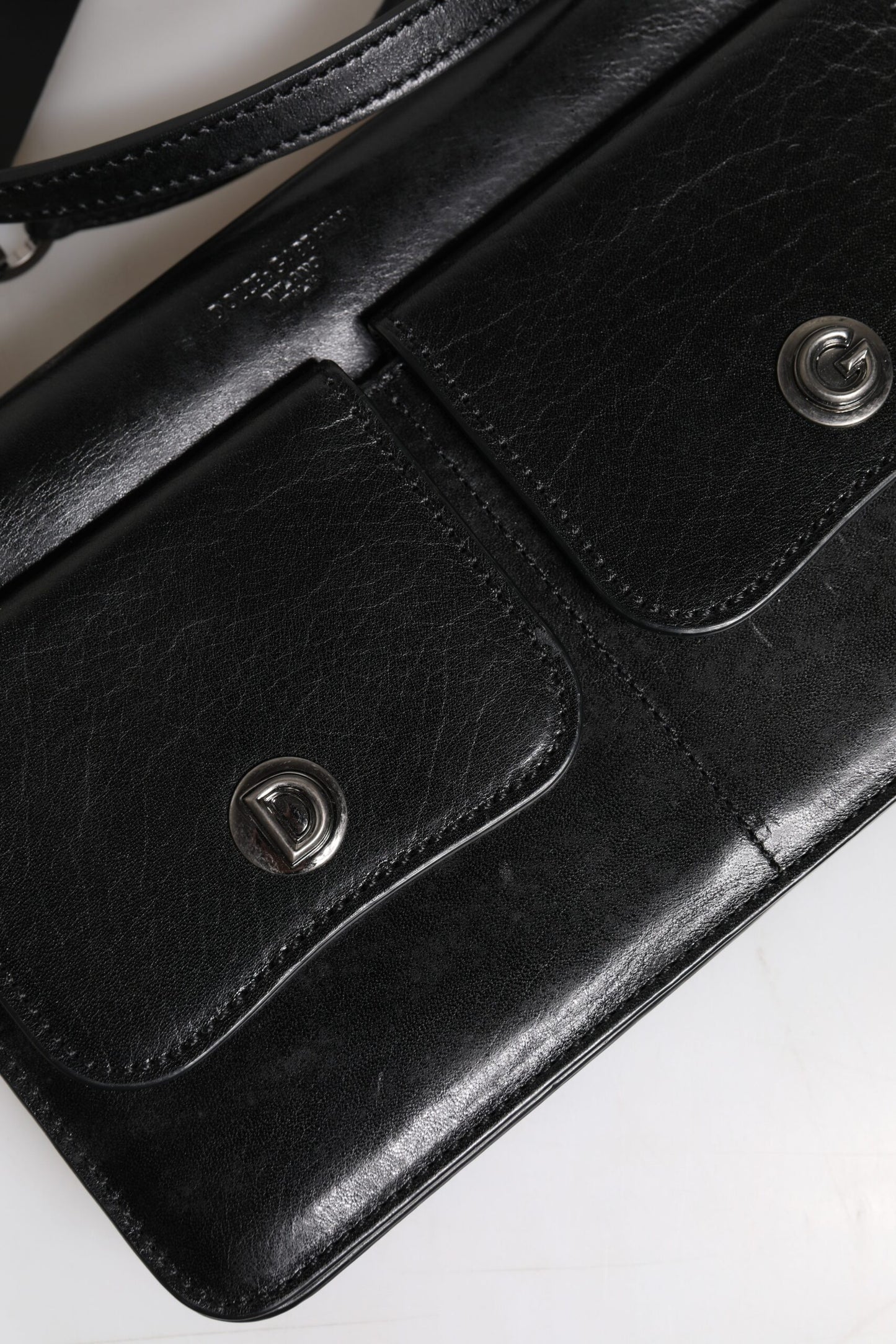 Sac à bandoulière en cuir noir Dolce & Gabbana avec logo