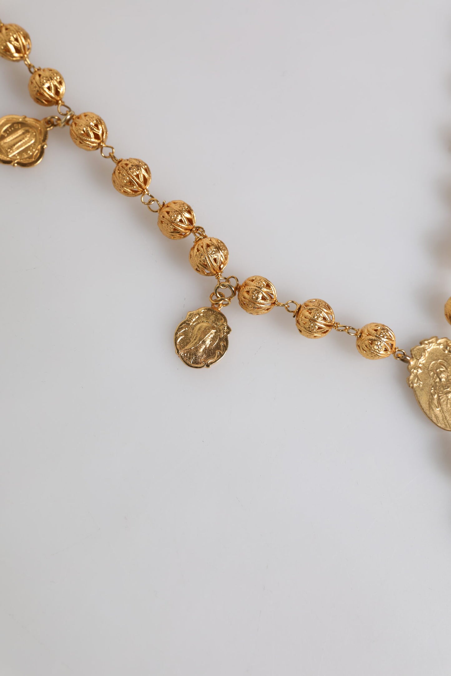 Collier Dolce & Gabbana en laiton doré avec chaîne et perles Sicily