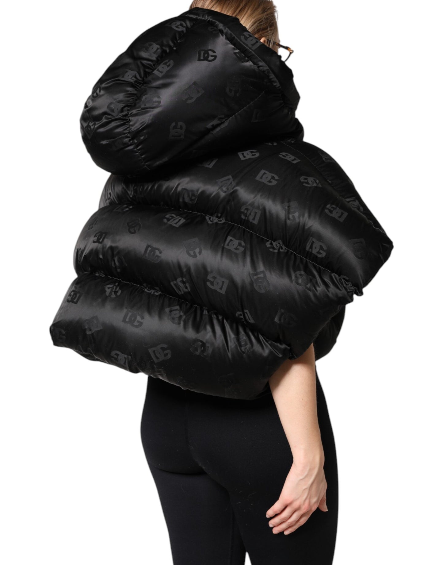 Dolce & Gabbana Doudoune courte noire à capuche et fermeture éclair intégrale