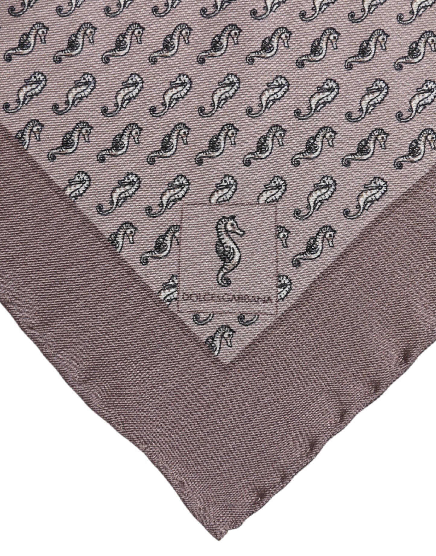 Foulard carré en soie marron motif hippocampe Dolce & Gabbana
