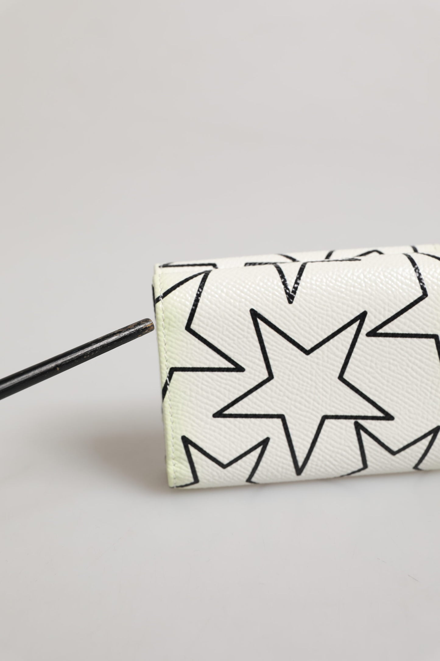 Dolce & Gabbana White Leather Trifold DG Star Print Card Holder Wallet - from Dolce & Gabbana