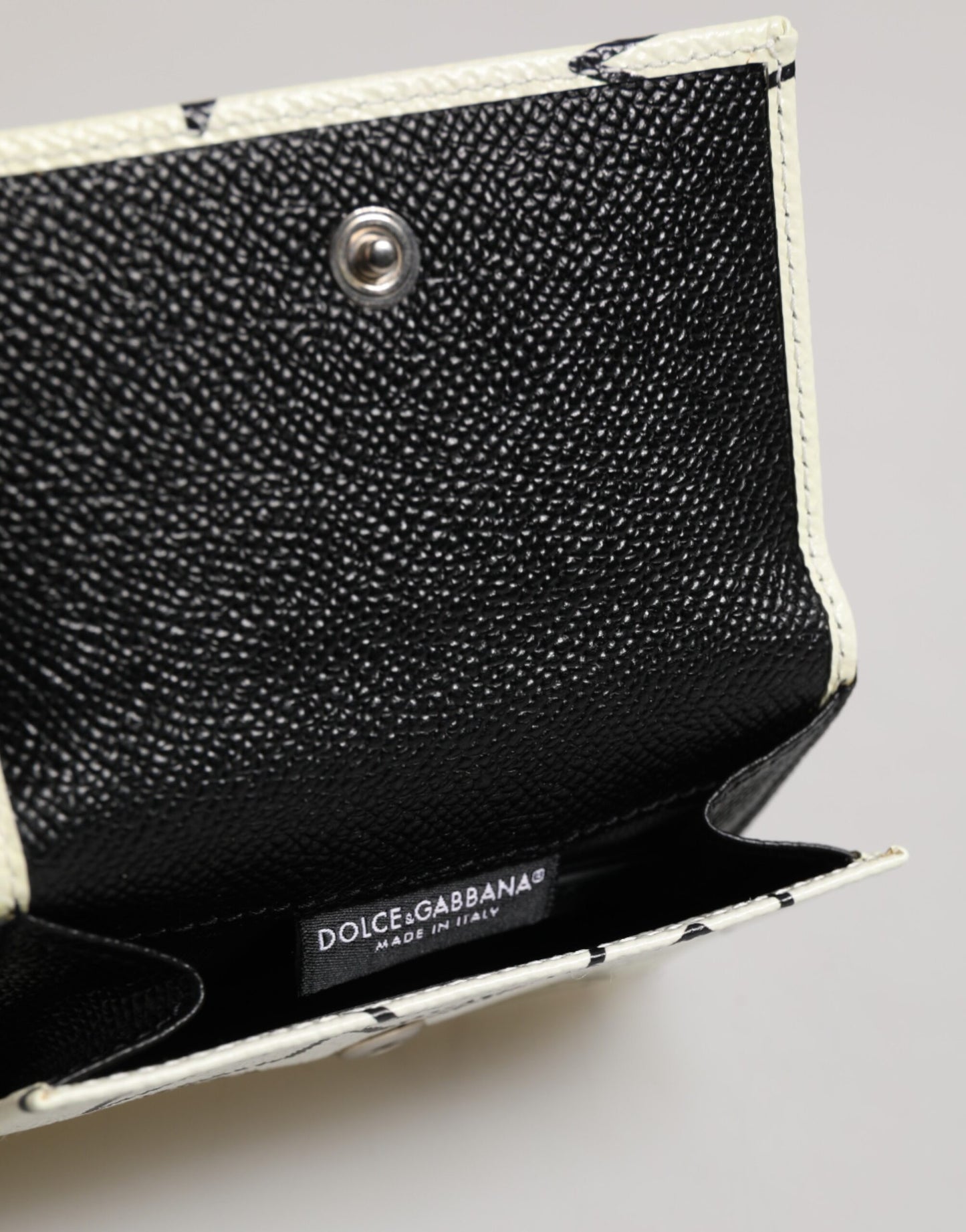 Dolce & Gabbana White Leather Trifold DG Star Print Card Holder Wallet - from Dolce & Gabbana