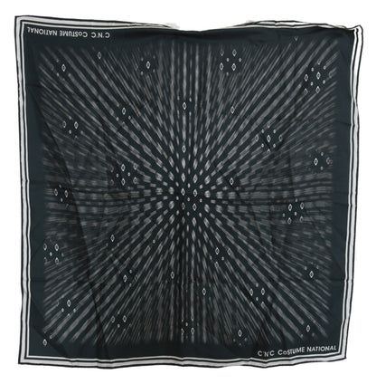 Costume national élégant foulard bleu en soie imprimée