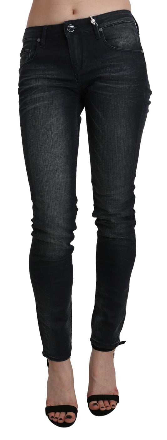 Huit jeans skinny noirs élégants taille basse
