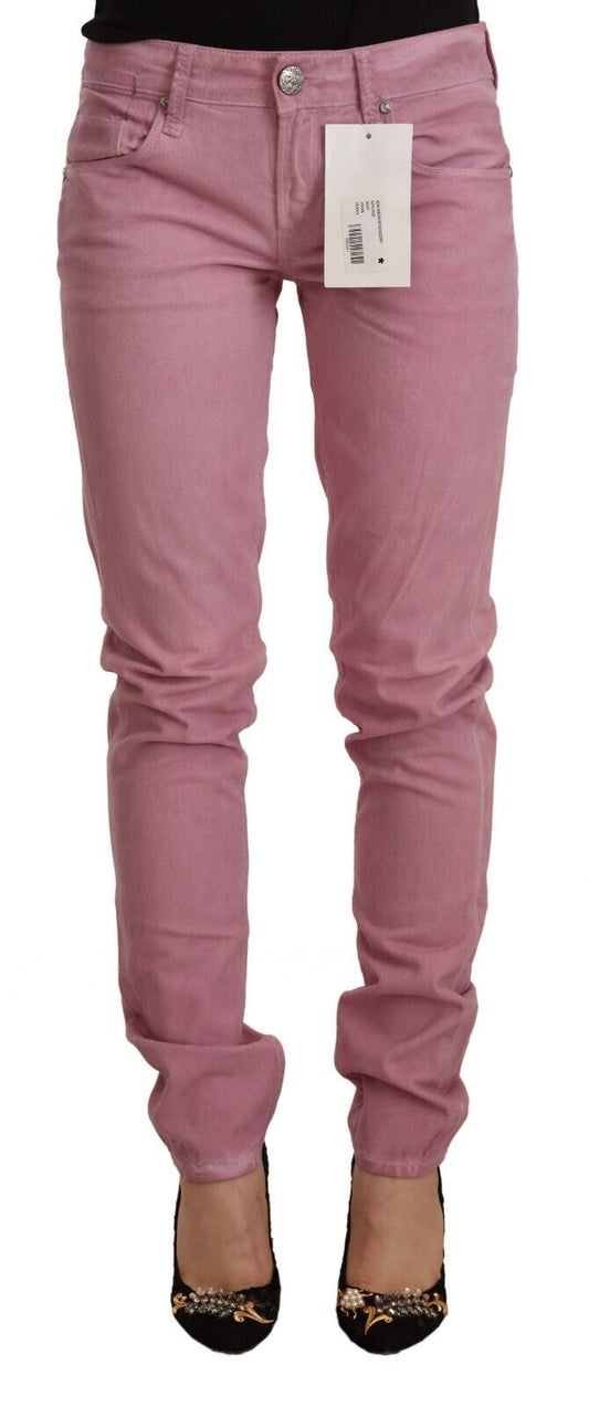 Huit jeans slim en denim rose élégants
