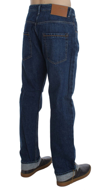 Huit jeans bleus chics et amples pour homme